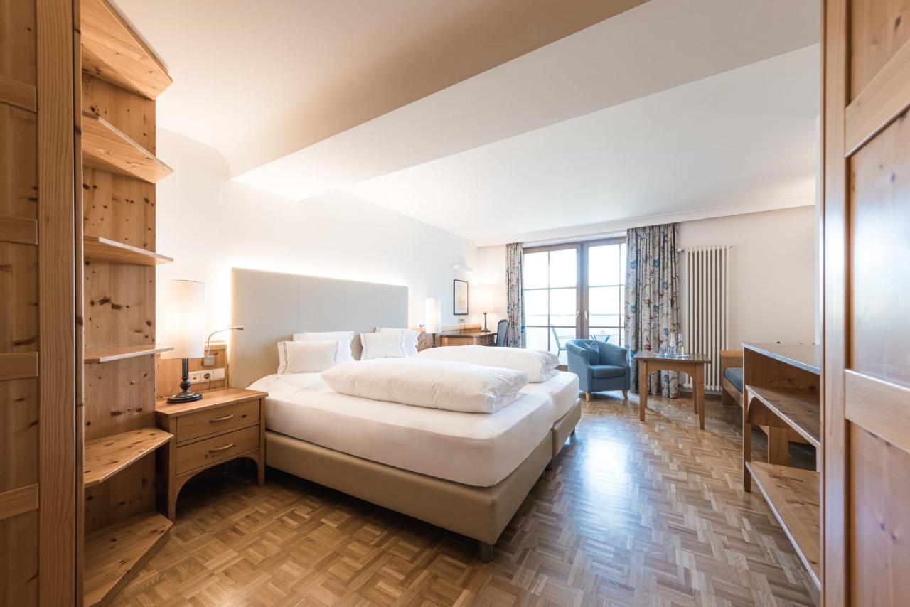 Hotel Alpenflora Кастелрото Екстериор снимка